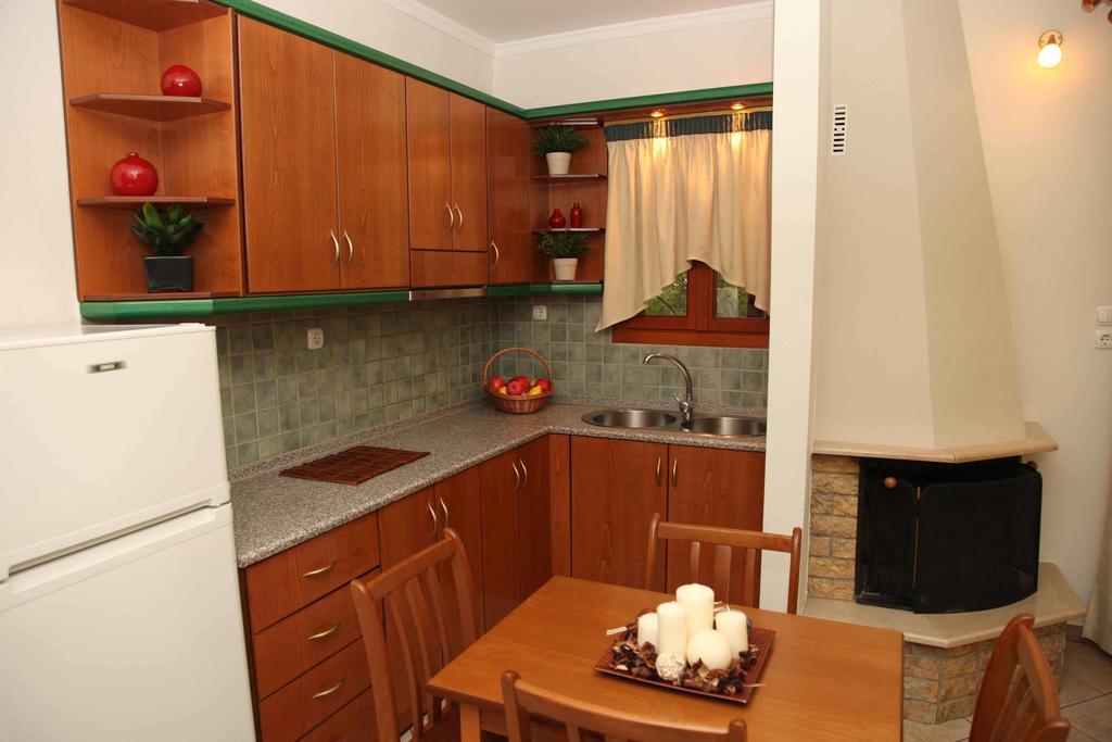 Vaya Apartments & Studios Платамонас Екстер'єр фото